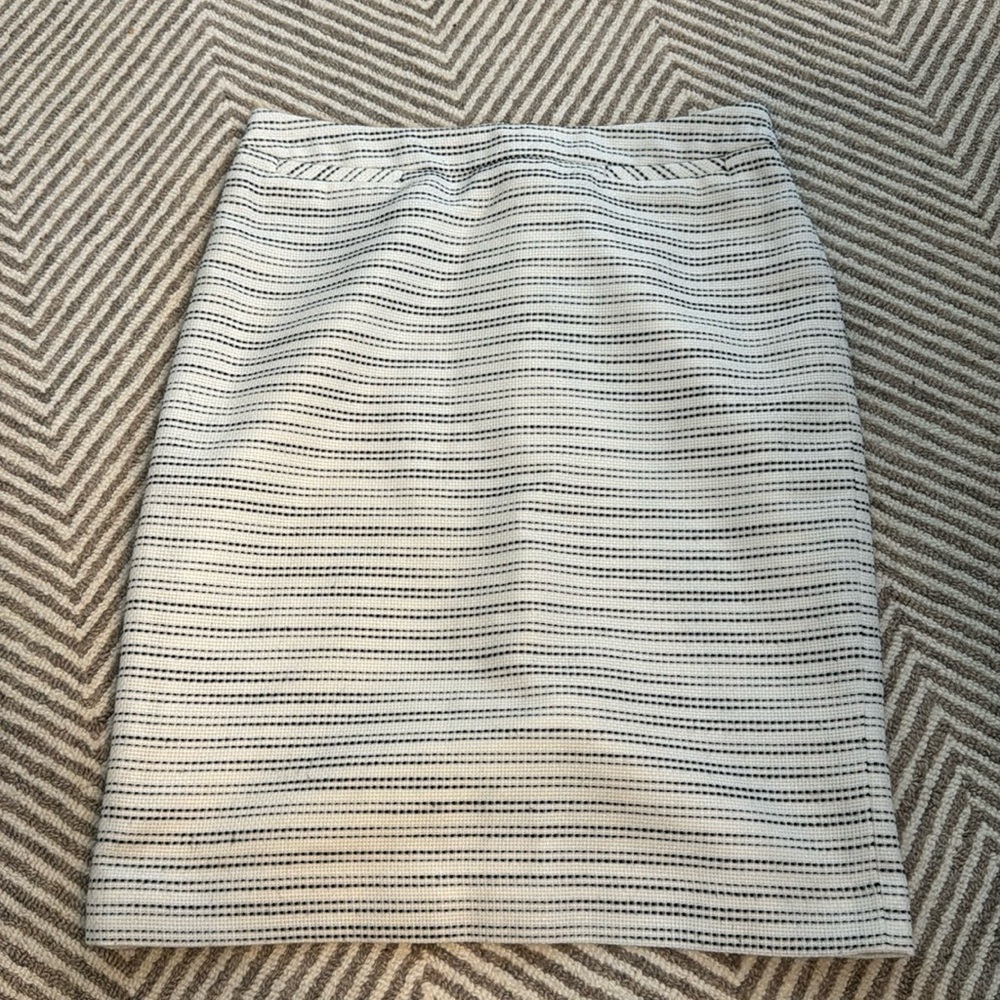 Halogen Skirt